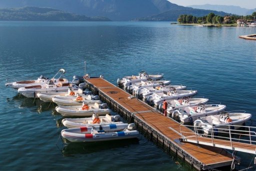 Como Lake Boats