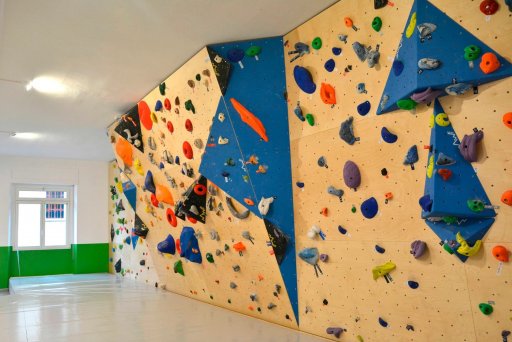 Bouldering gym
