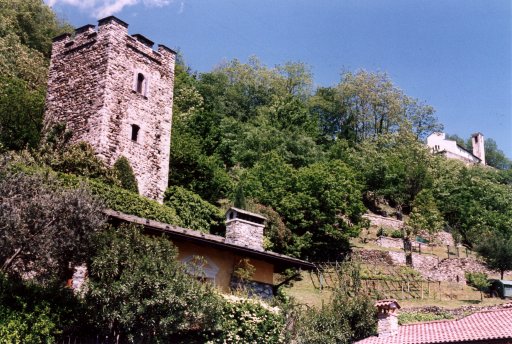 A Balcony over the Pian di Spagna 3