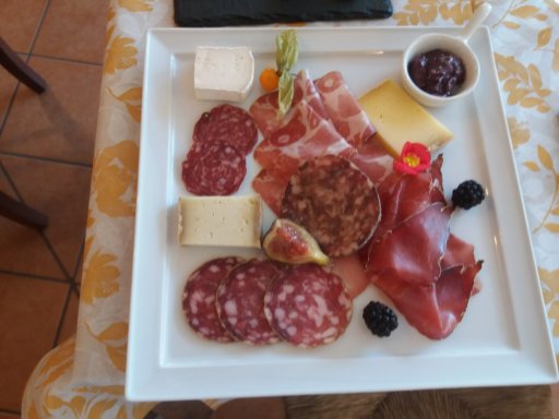 Trattoria Pizzeria Garbatona 8