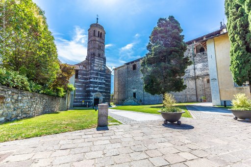 Walking itinerary in the heart of Gravedona ed Uniti 3