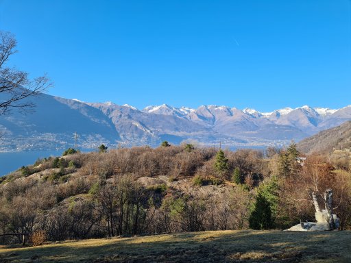 Dal centro di Dervio al Castelvedro 6